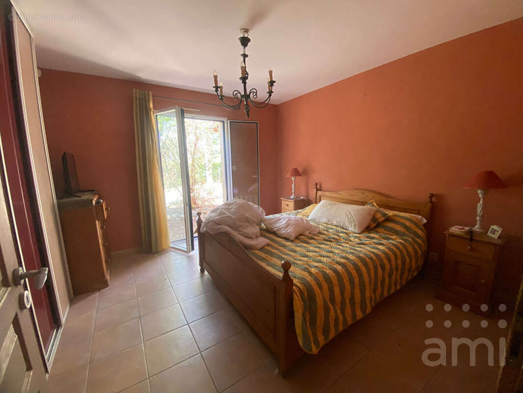 Maison Aiffres 6 pièces -158 m2 - photo 5