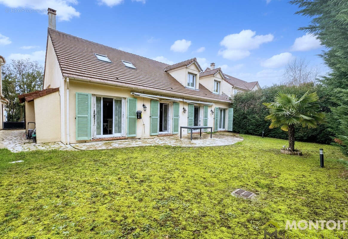 Maison à THIAIS
