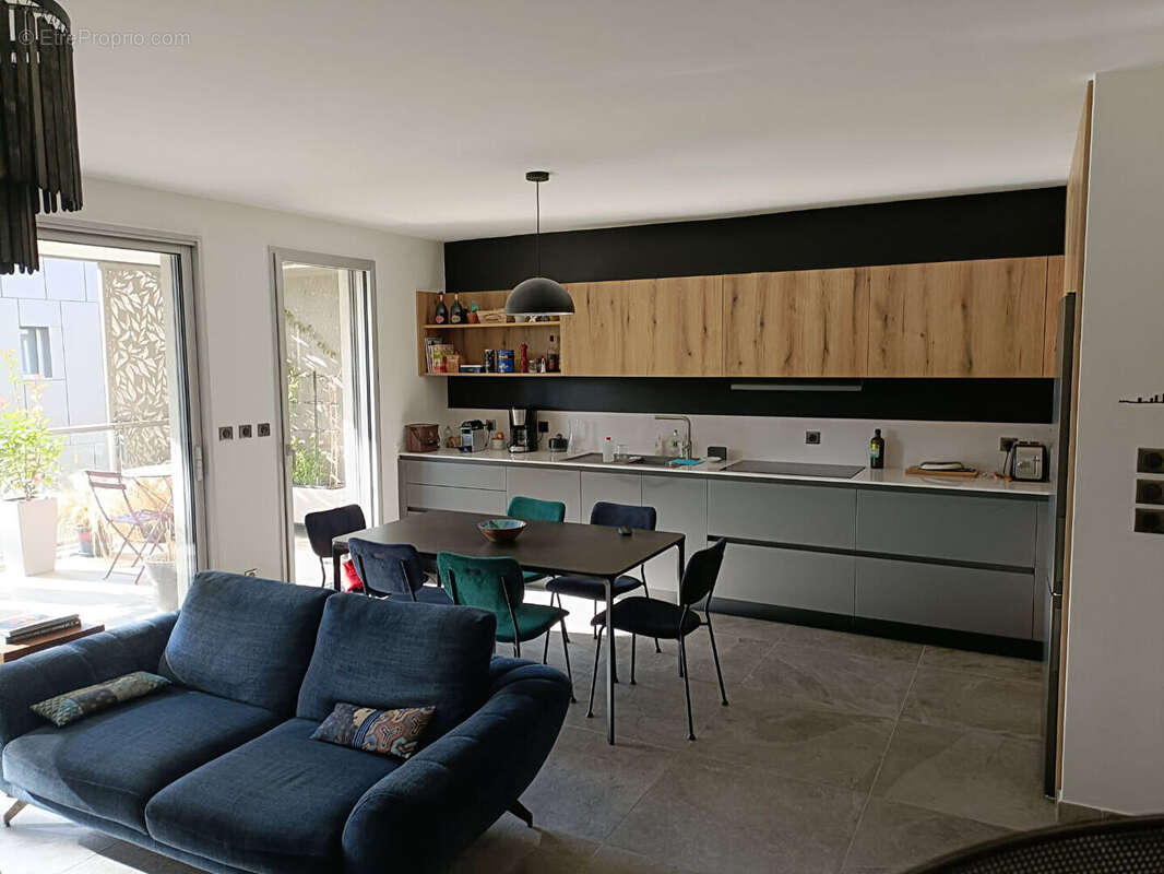 Appartement à TASSIN-LA-DEMI-LUNE