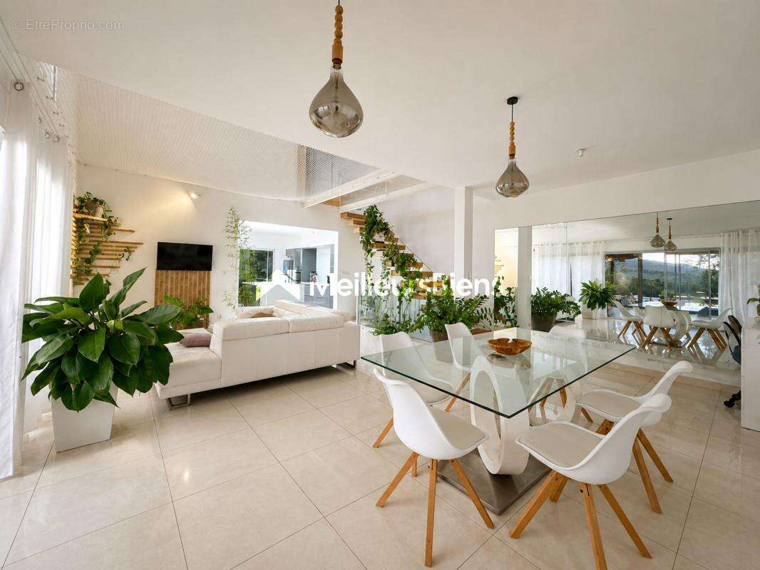  Villa d'exception avec vue panoramique, piscine à débordement, jacuzzi et sauna - photo 7