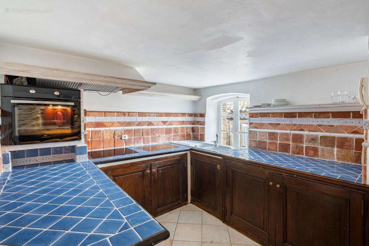 Maison à LA GARDE-FREINET