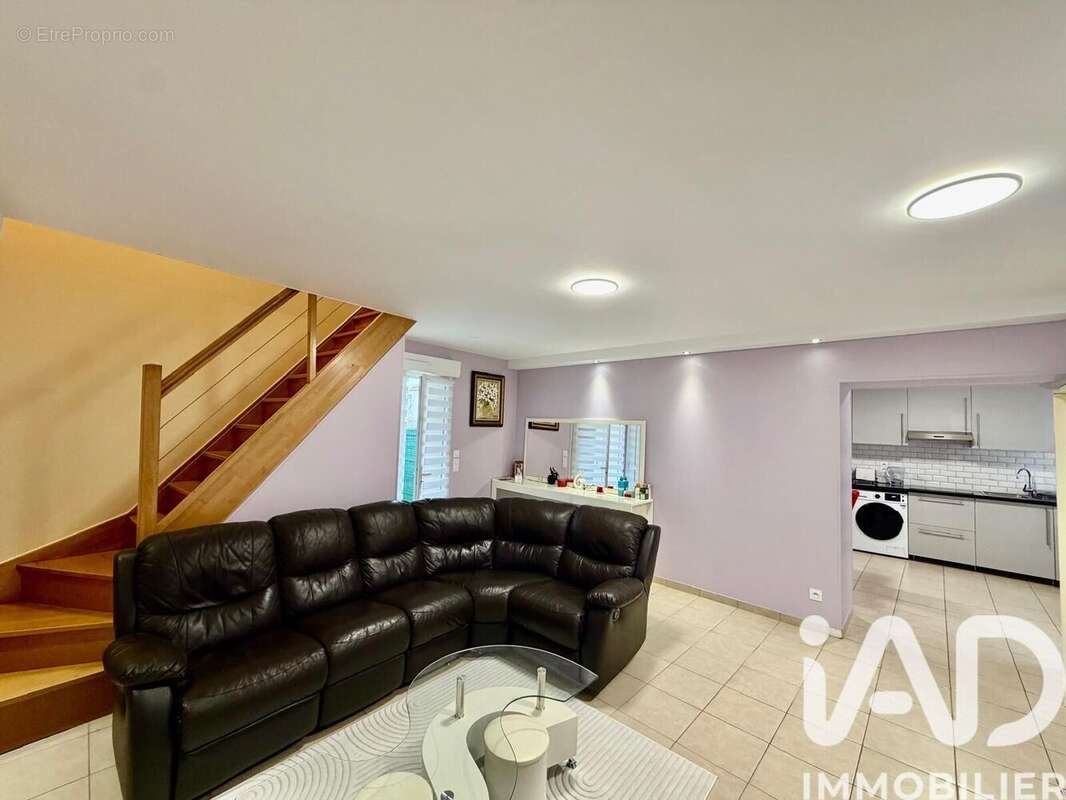 Photo 3 - Maison à NANTEUIL-LES-MEAUX