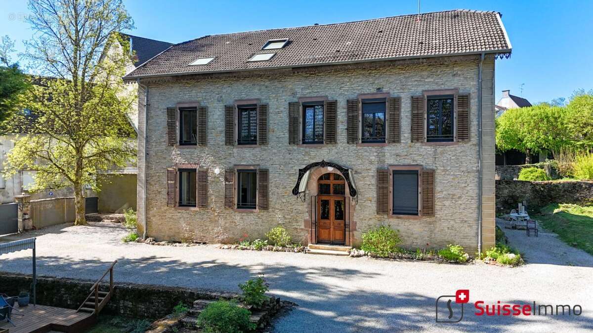 Appartement à HERICOURT