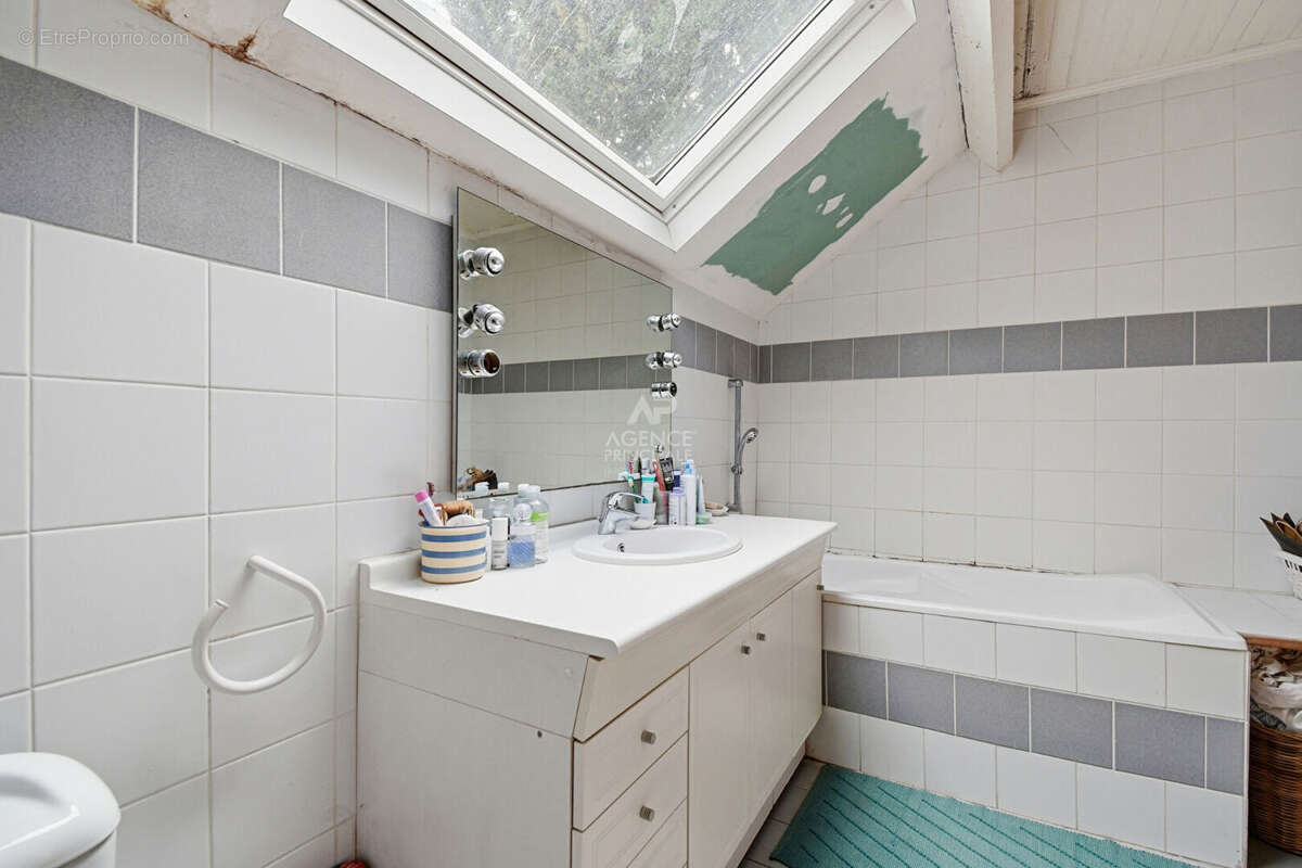 Maison Fourqueux 4 pièce(s) 81 m2 - photo 9