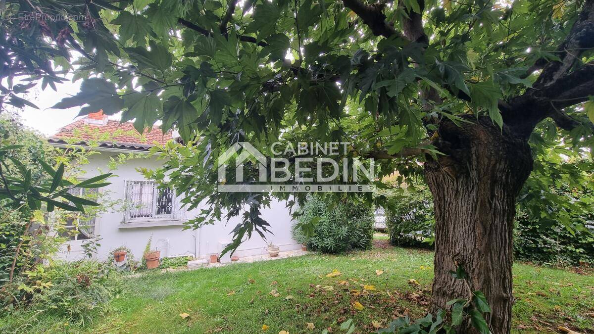 Maison à LE BOUSCAT