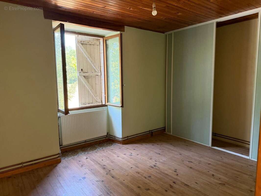 Maison 110 m² à Clermont-Soubiran  - photo 8