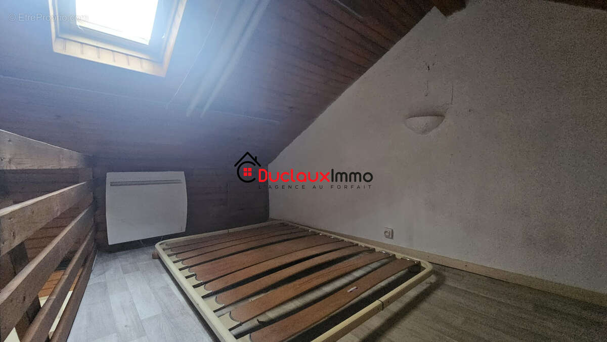 AURILLAC - Quartier très recherché - Immeuble en MONOPROPRIETE - photo 13