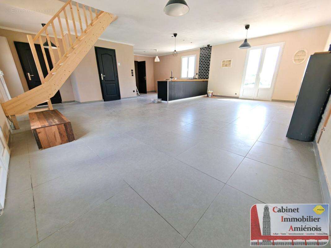 Flesselles : Pavillon individuel 110m2 avec 3 chambres et ja - photo 3