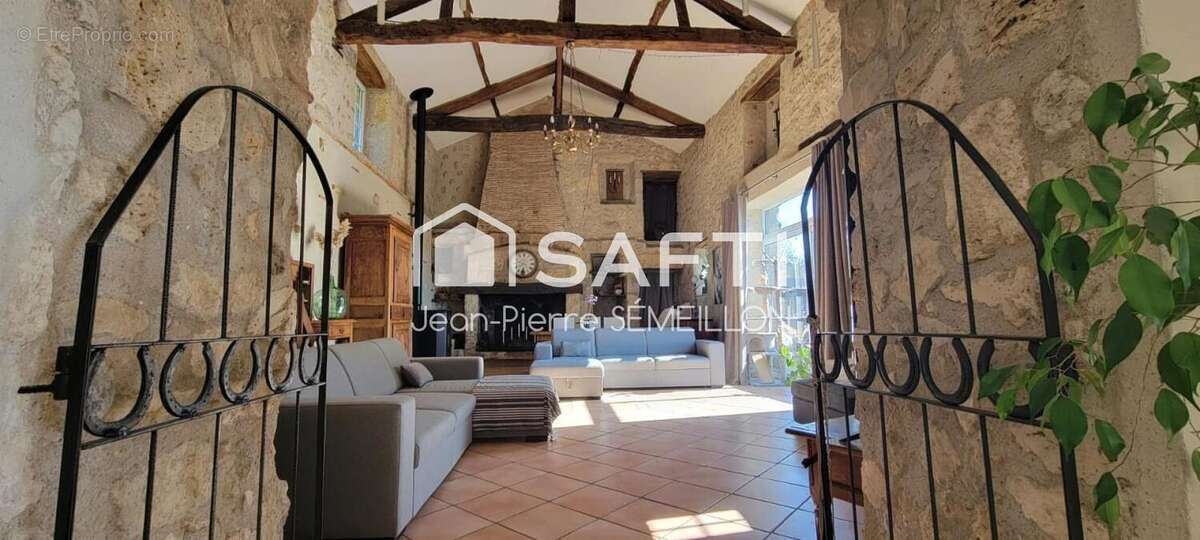 Maison 222 m² à Moncrabeau  - photo 5