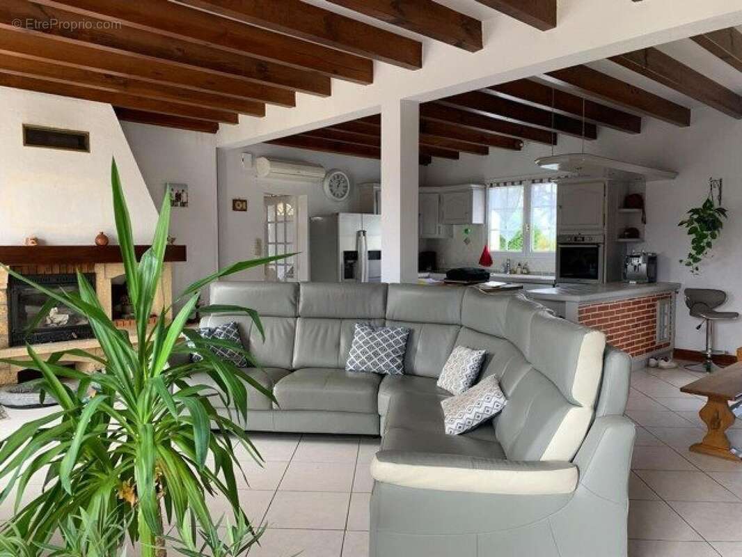 Photo 3 - Maison à LUXEY