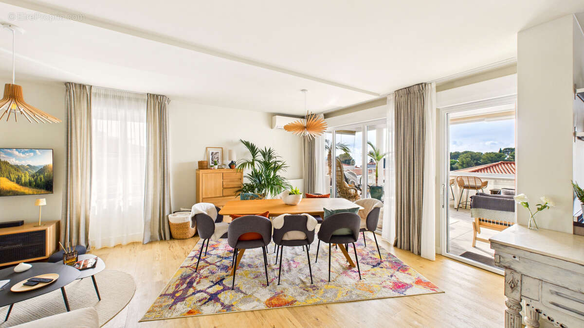 Appartement à CARQUEIRANNE