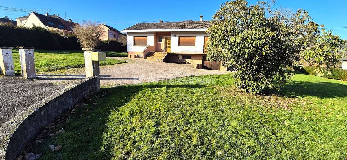 Maison à LUTZELHOUSE