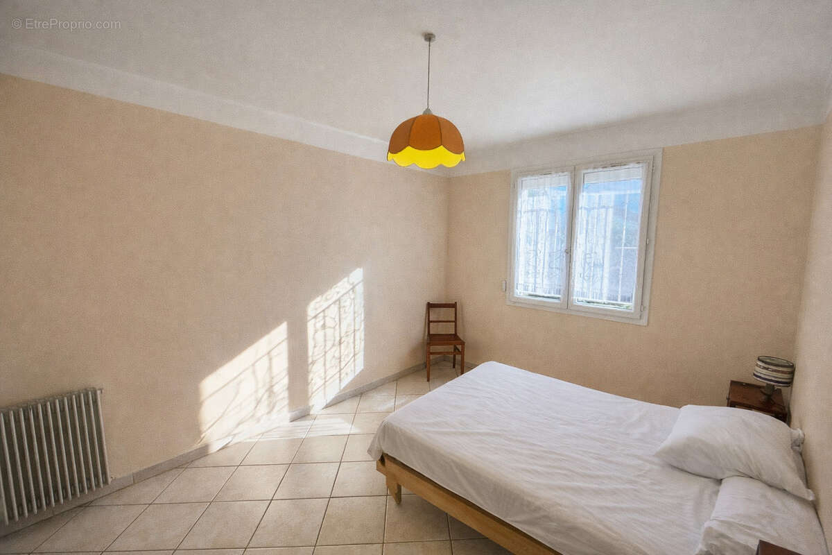 Maison à SAINT-CYPRIEN