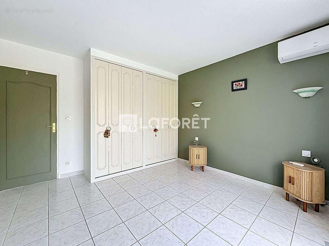 Maison à LAROQUE-DES-ALBERES