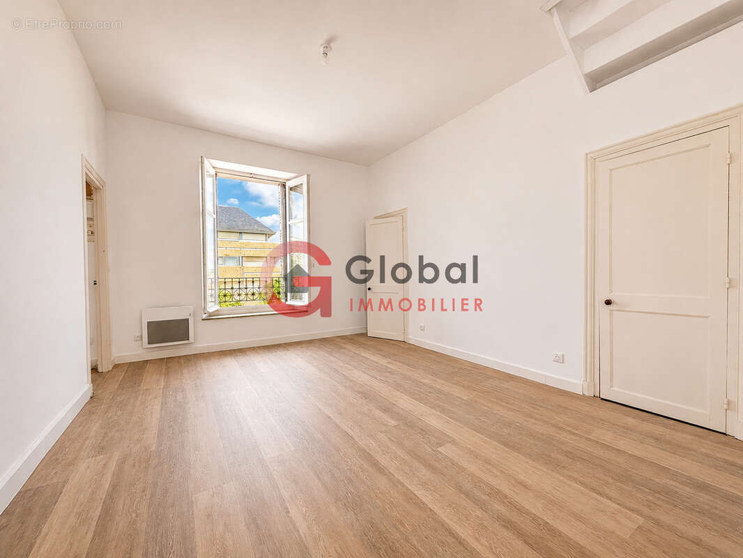 Appartement à FONTENAY-LE-COMTE