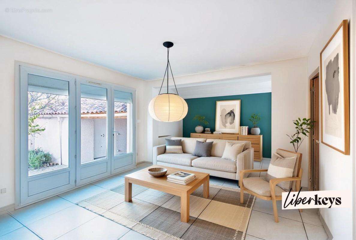 Maison à PELISSANNE