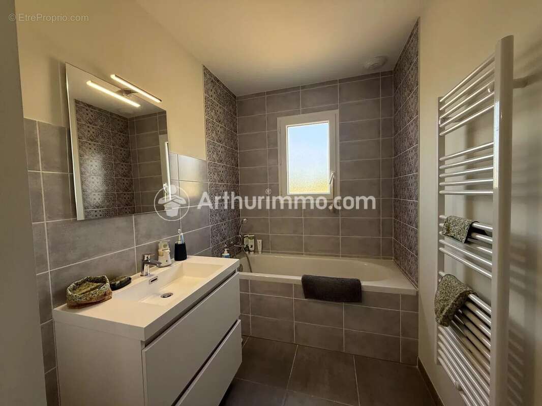 Plain-pied 2 chambres – Maison connectée et basse consommation proche de Saint-Astier - photo 9