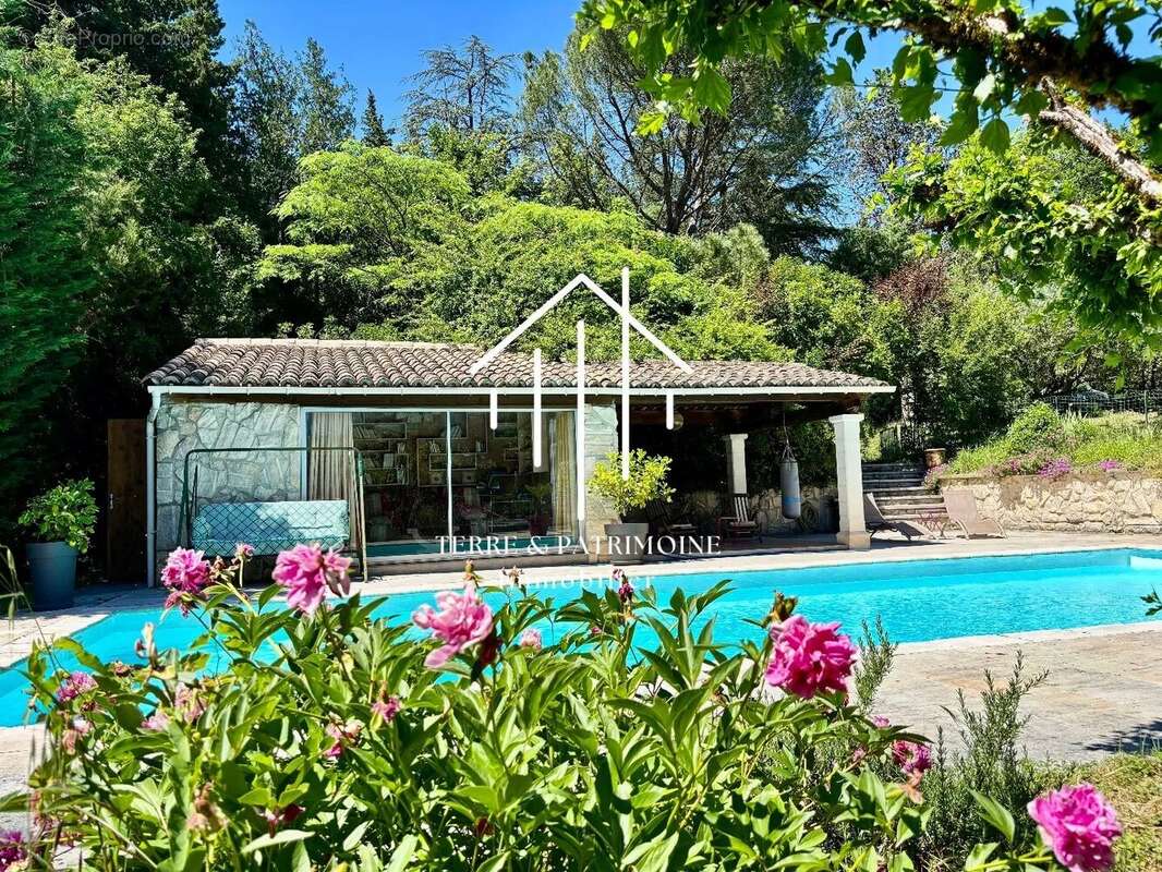 Maison à VALLON-PONT-D'ARC