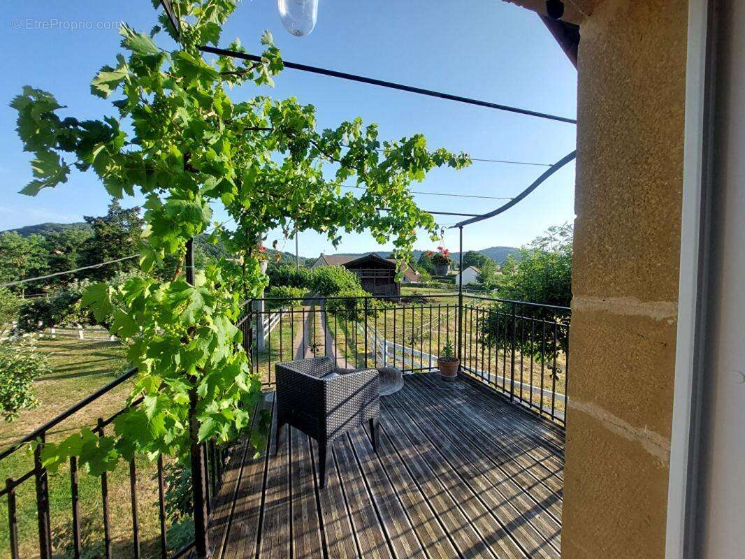 Propriété avec 2 maisons, dépendances et terrain sans vis-à-vis Montmort 260 m2 - photo 11