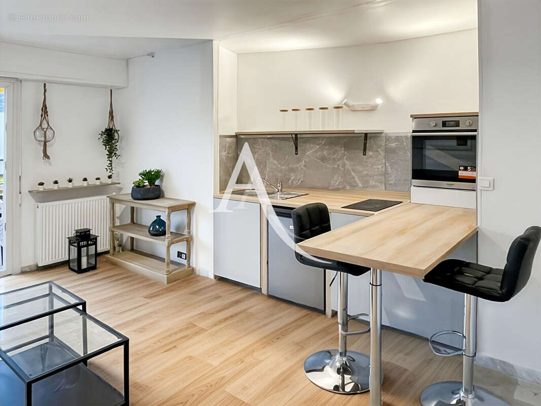 Appartement à LE CANNET