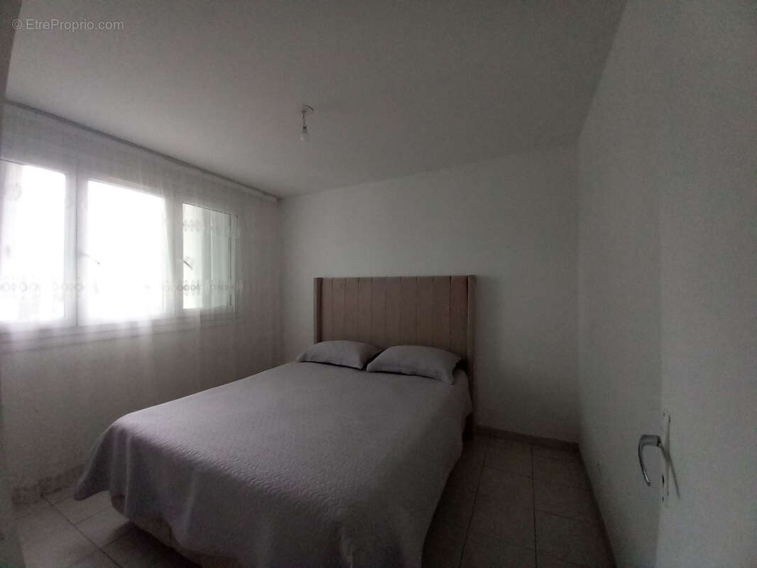 Appartement à MARSEILLE-14E