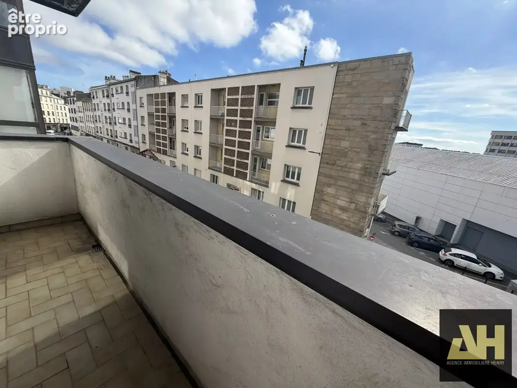 Exclusivite brest centre- fac de medecine - t2 dans résidence de standing - ascenseur et balcon - photo 4