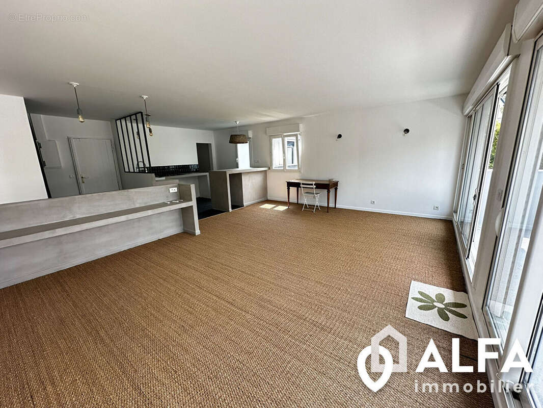 Appartement à SAINT-GRATIEN