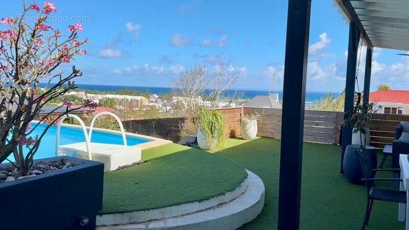 Maison à SAINTE-ANNE