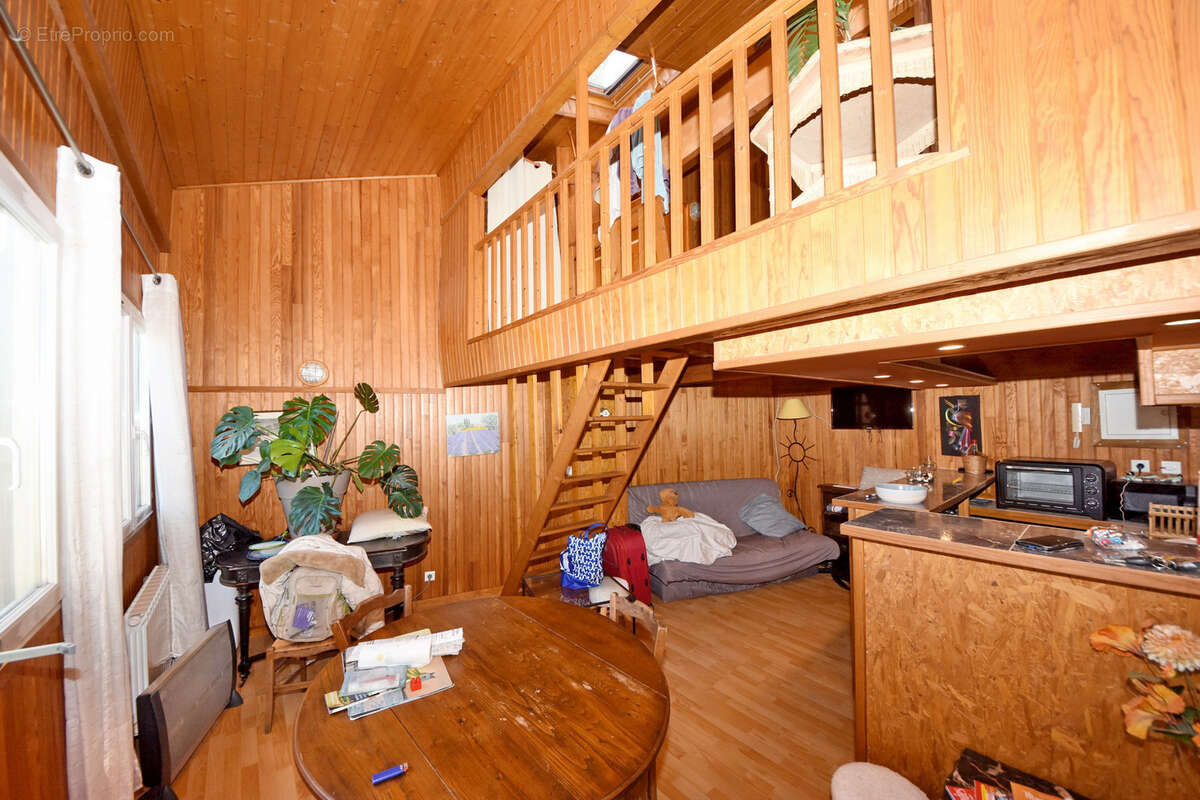 Maison à SAINT-COUAT-D&#039;AUDE