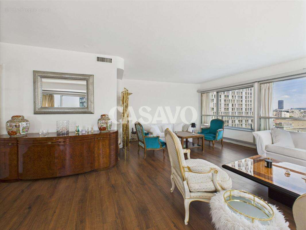 Appartement à PARIS-15E