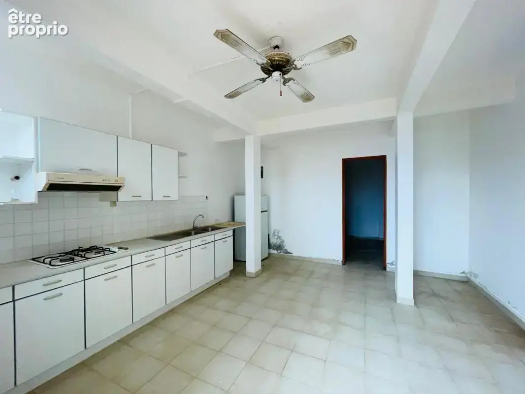 Ensemble immobilier de 223m2 composé de 1 F4 + 2 F2 sur 1 200 m² de terrain - photo 10