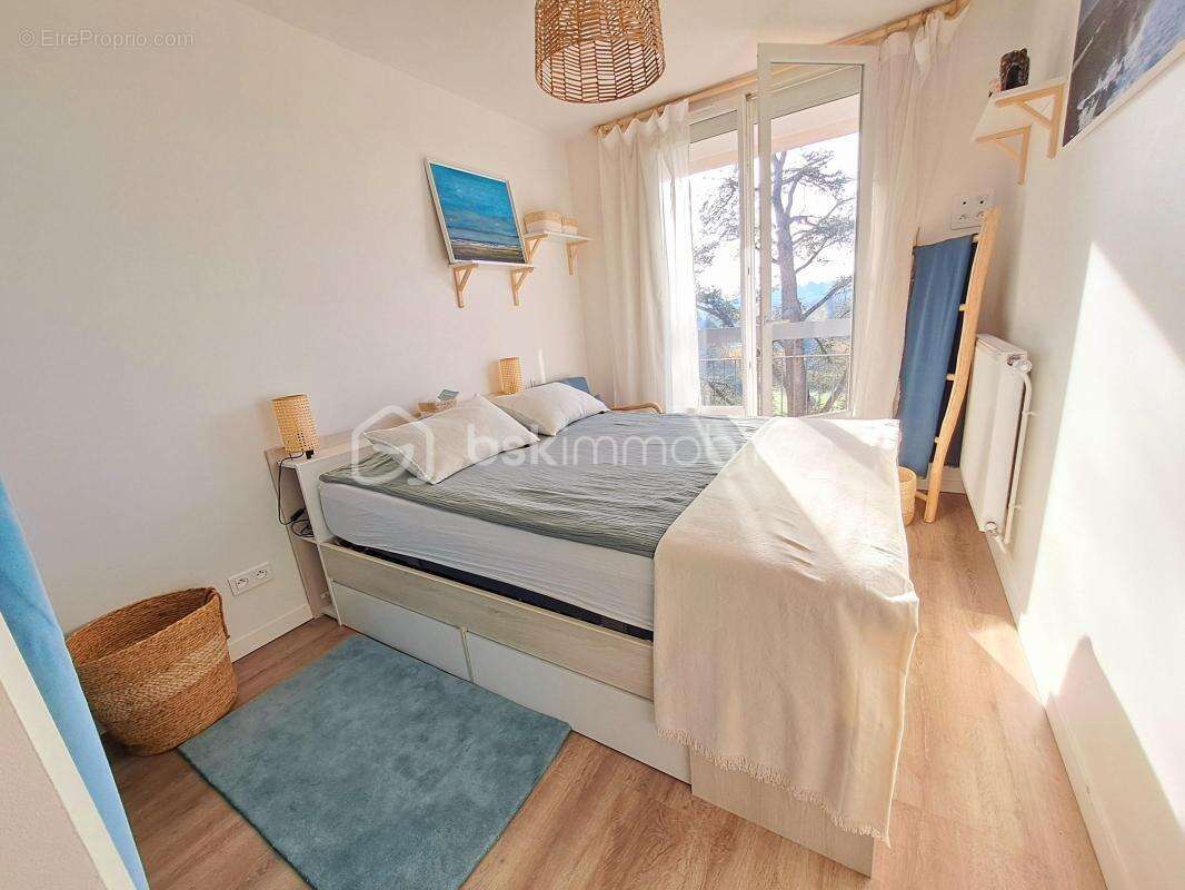 Appartement à DECINES-CHARPIEU