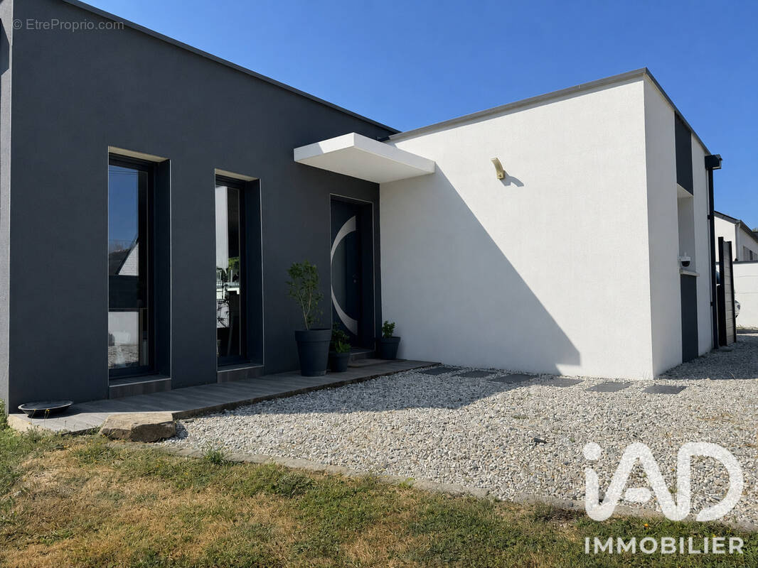 Photo 1 - Maison à HERIC