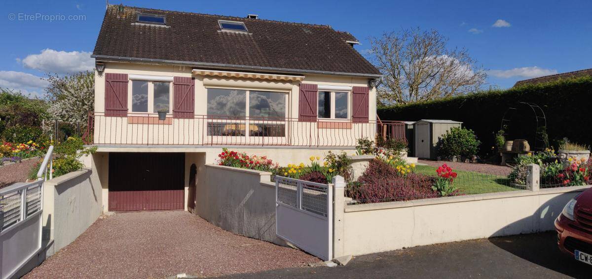 Maison à LA VESPIERE