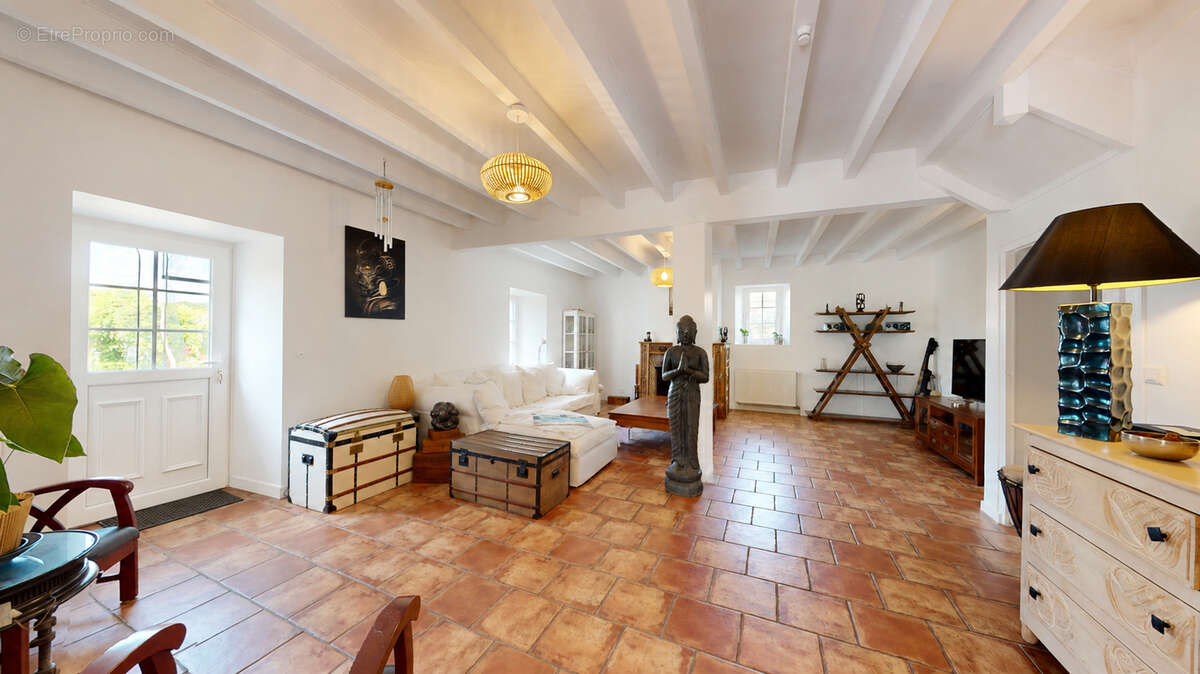 Maison à LARRESSORE