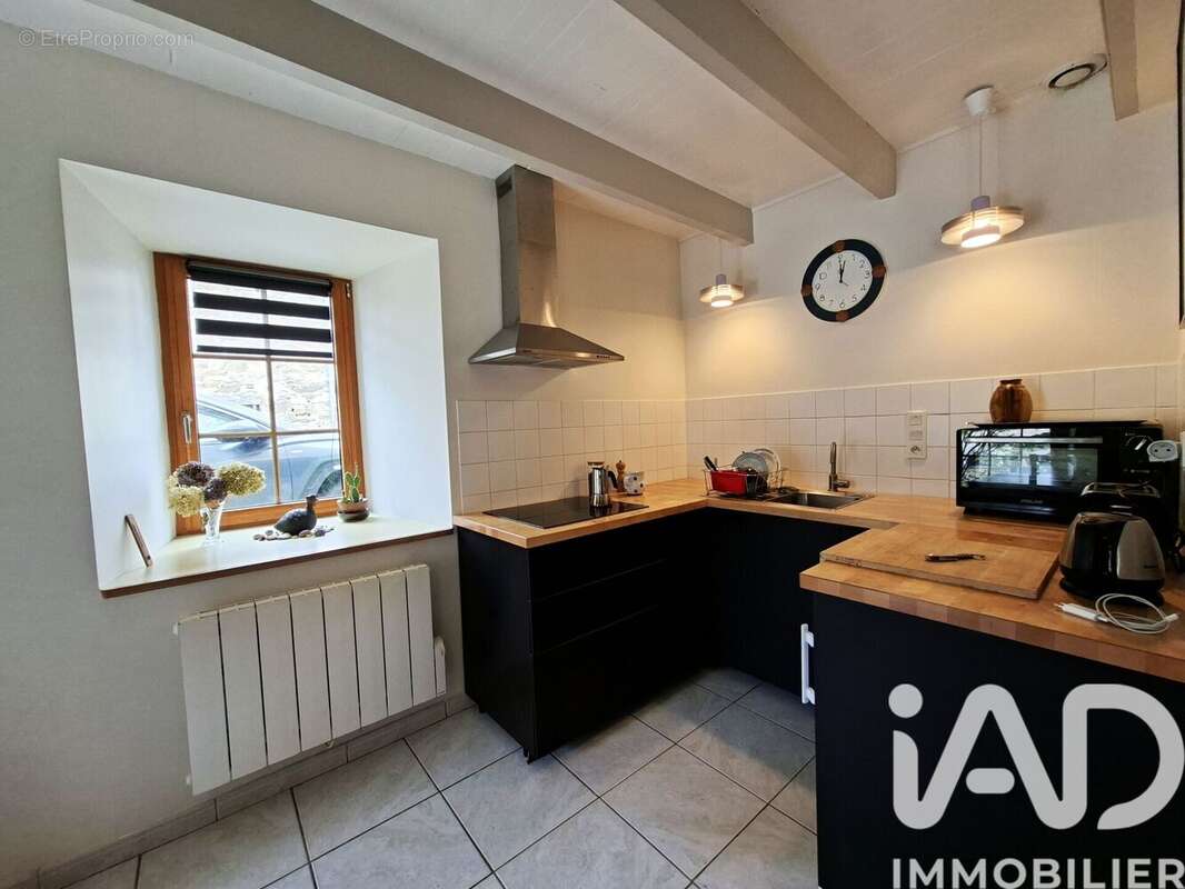 Photo 5 - Maison à LA ROCHE-DERRIEN