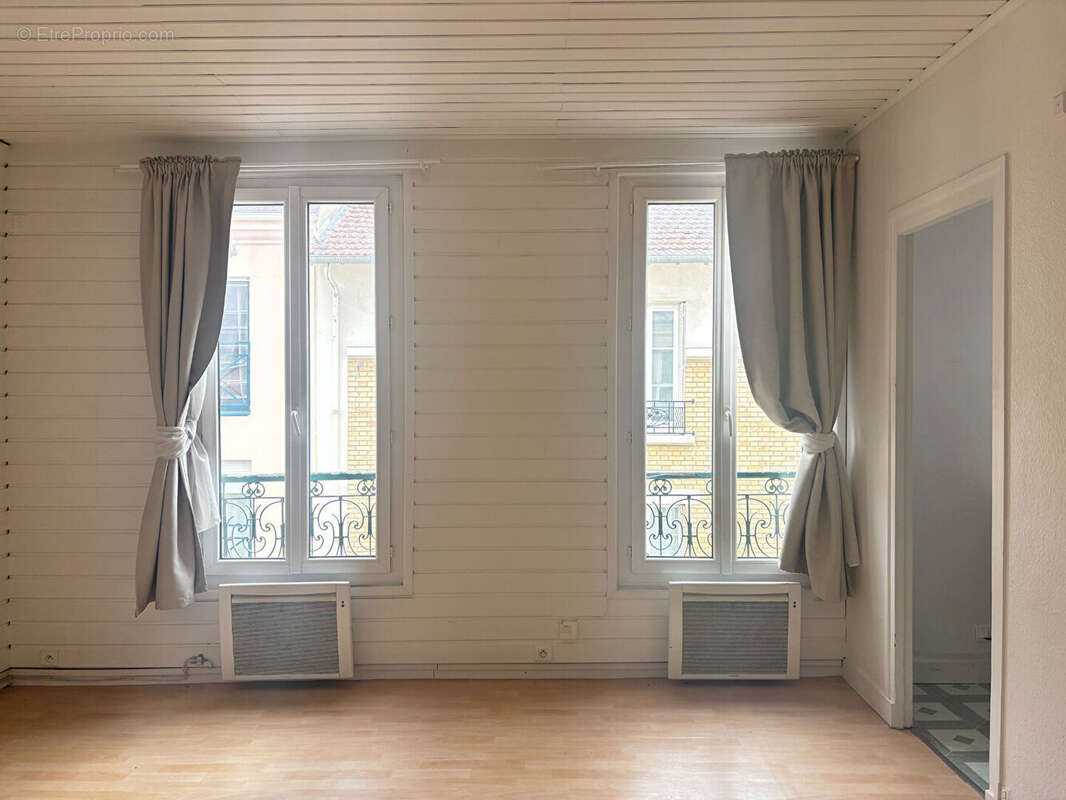 Appartement à SURESNES