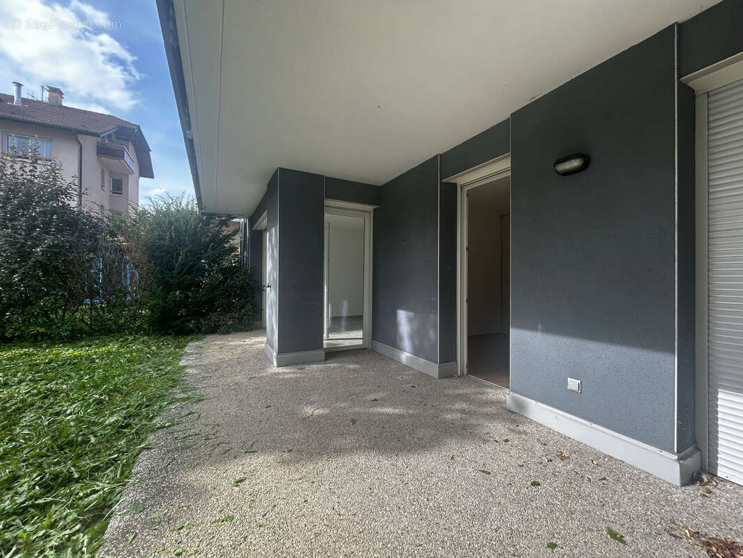 Appartement à REIGNIER