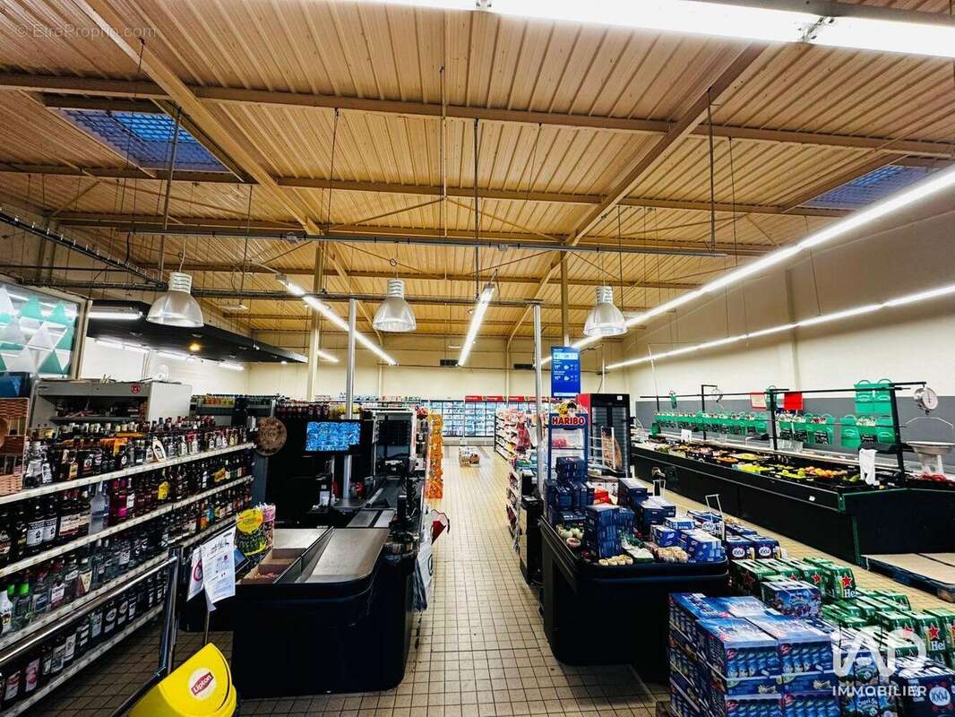 Photo 2 - Commerce à MONTLUCON