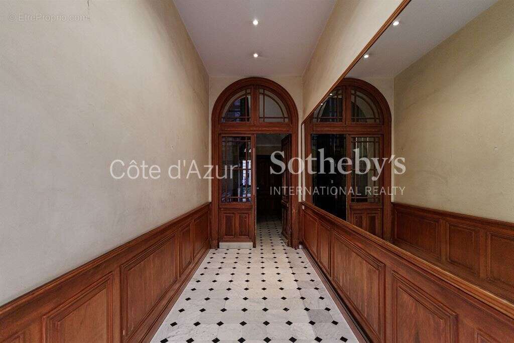 Nice Carré d'or, plateau de 300m² dans élégant immeuble bourgeois - photo 4