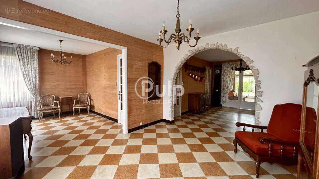 Maison à CUINCY