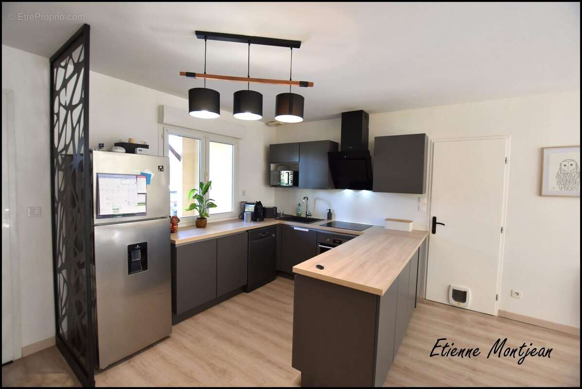 Maison à DOUELLE