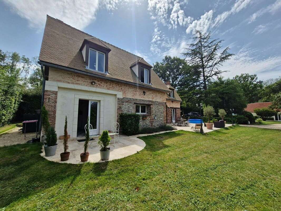 Maison Gisors 6 pièce(s) 153.11 m2 - photo 2