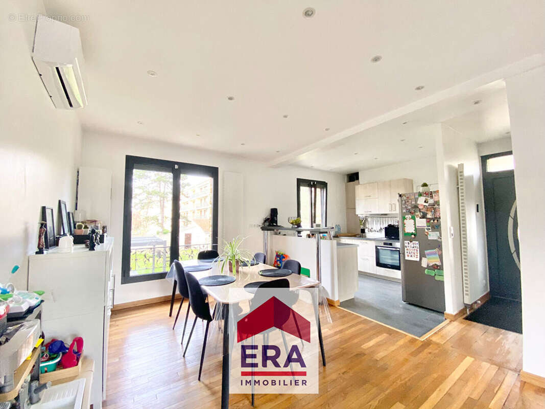 Maison à SARTROUVILLE