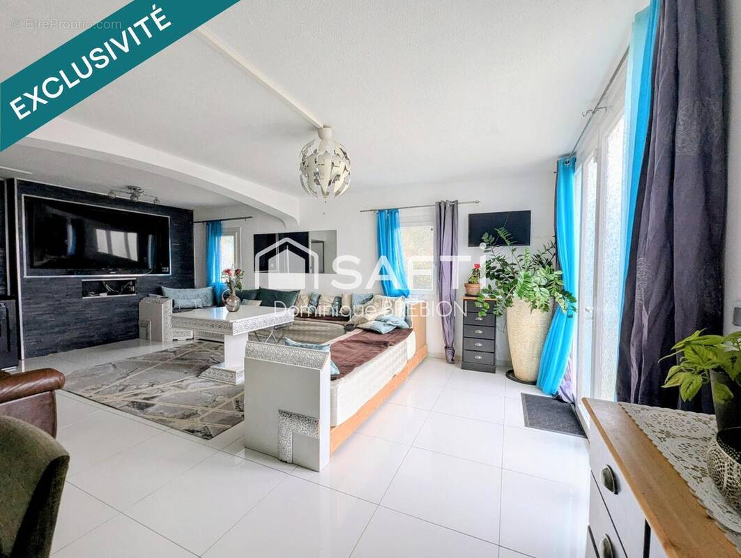 Photo 1 - Maison à POUZOLLES