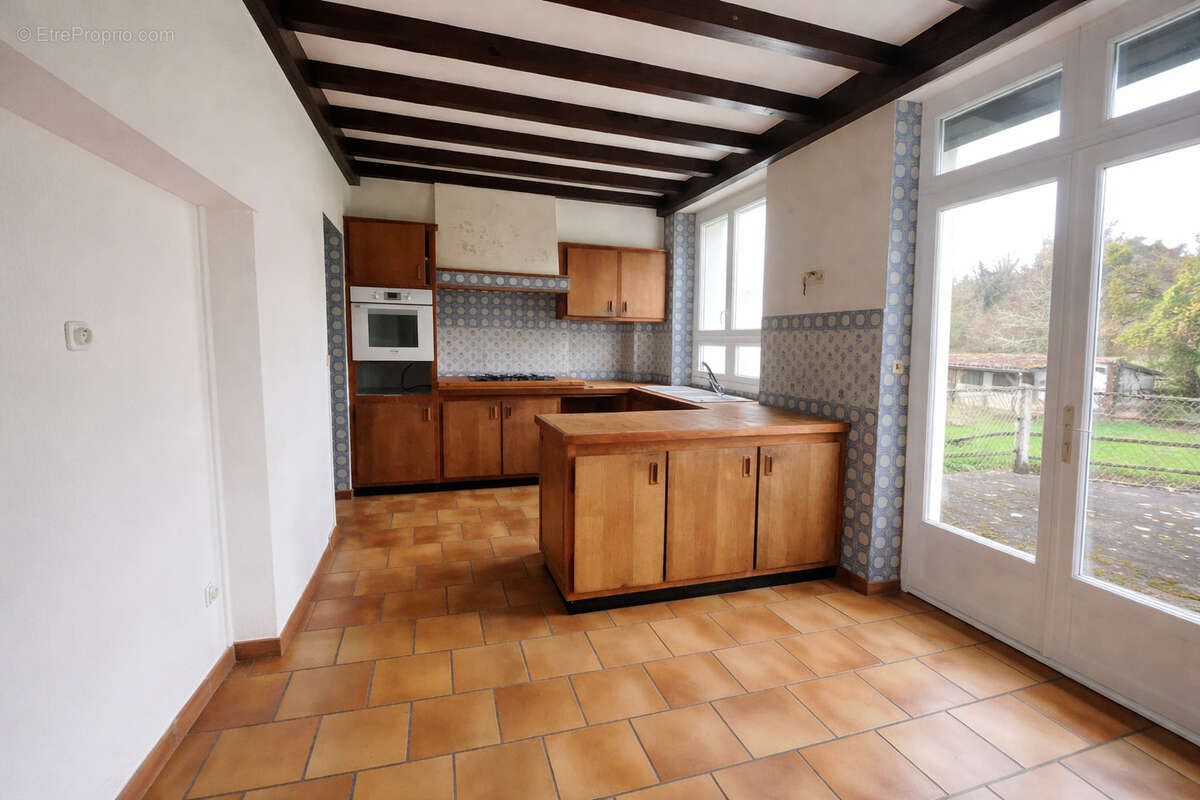 Maison à SAINT-PALAIS
