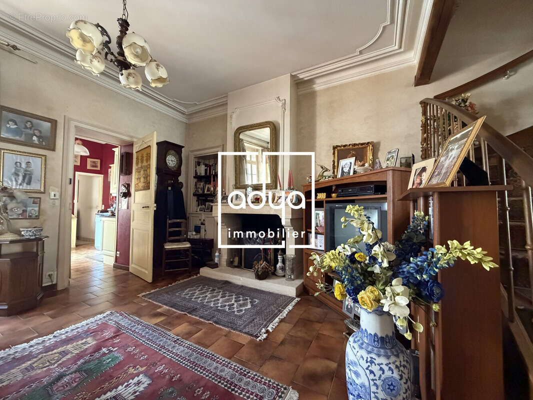 Maison 270 m² à Le Mans  - photo 4