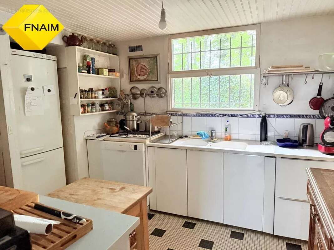 Maison à SAULX-LES-CHARTREUX