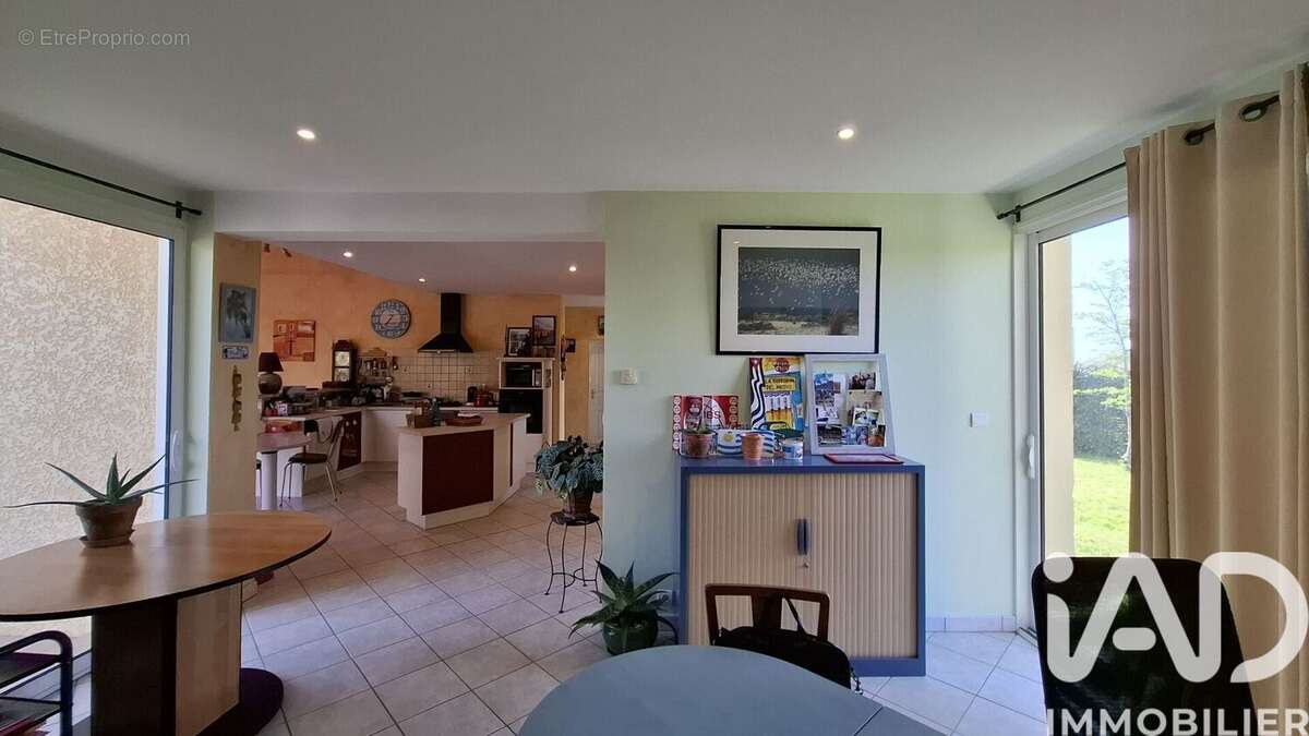 Maison 129 m² à Malaussanne  - photo 5