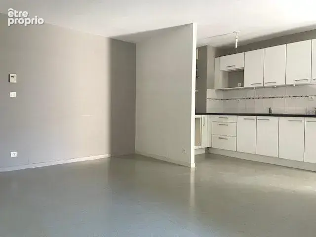 Appartement 4 pièces 73 m² à vendre à Vannes (56000) - photo 3
